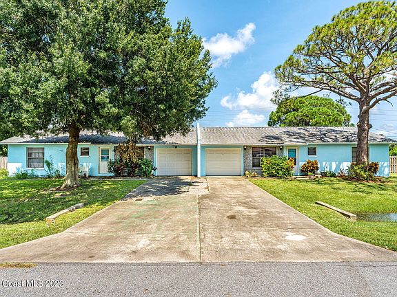 2nd image of 3023&3025 Sea Gate Cir