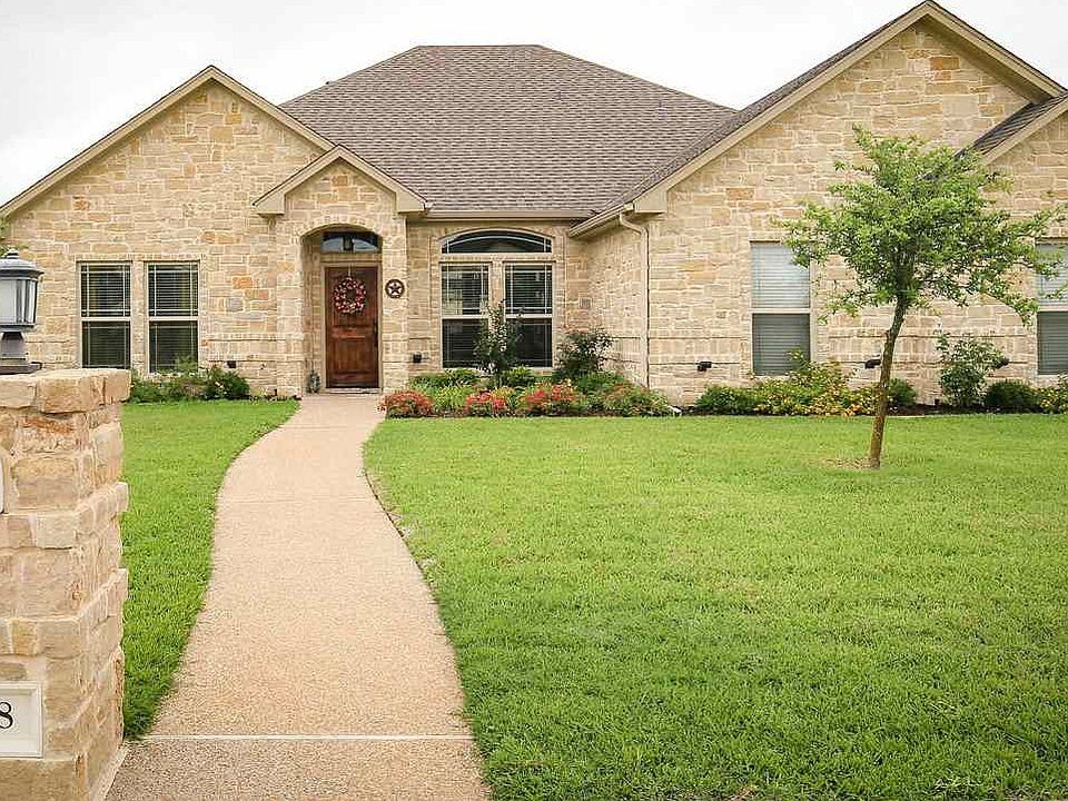 1st image of 108 Hollygrove Dr