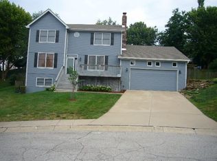 1203 Bell Cir, Liberty, MO 64068