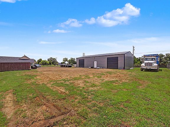 5th image of 3718 County Road 801