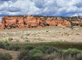 17 Red Rock, Llano, NM 87543