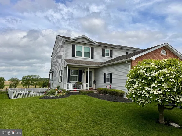 267 Acorn Cir #L-0123, Lebanon, PA 17042