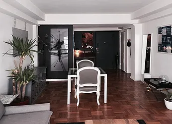 Rented by Warburg