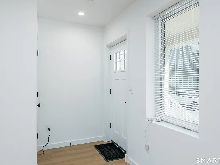 28 Townsend St — Photo 13