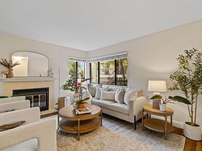 461 Northlake Dr APT 25, San Jose, CA, 95117