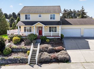 1593 SW 17th Ave, Oak Harbor, WA 98277