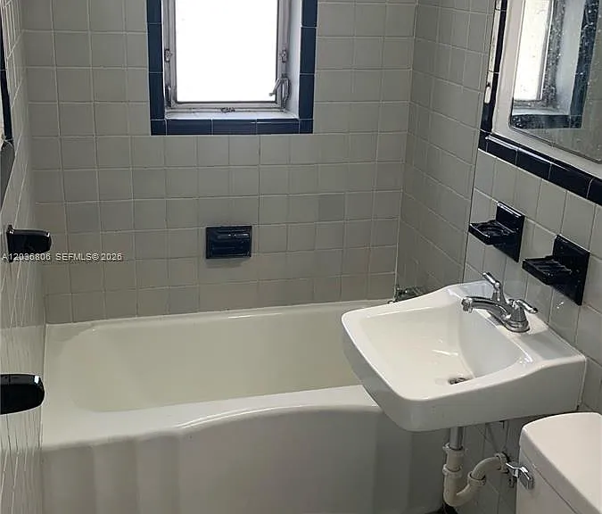 2123 Wilson St #E — Photo 14
