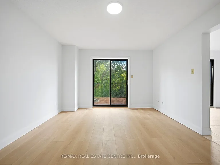 4676 Owl Cir — Photo 25