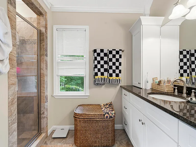 1001 Kakie Pl — Photo 34
