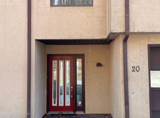 1700 Mountain View Rd #20, Harrisburg, PA 17110