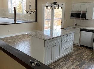 41851 Marys Hillview Dr, Winona, MN 55987