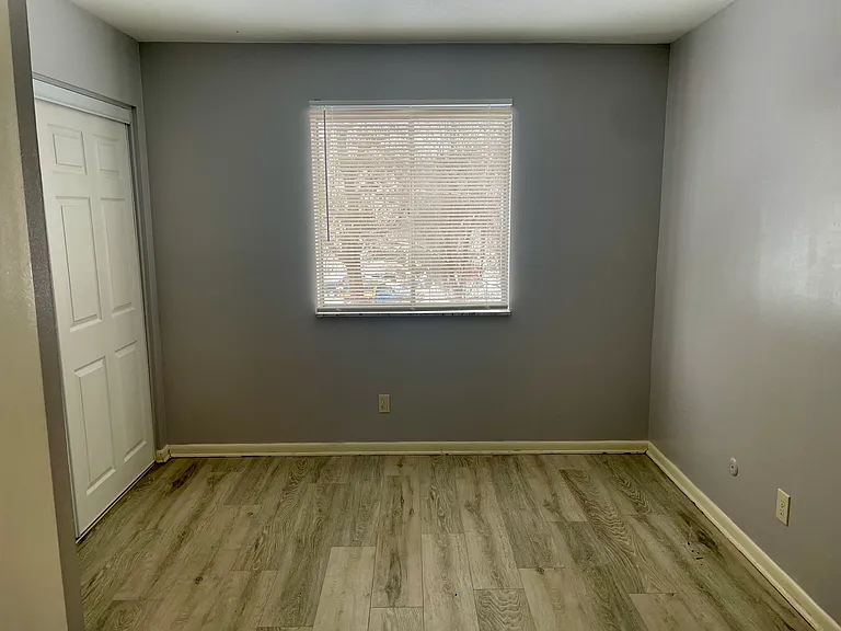 595 Brown St #2 — Photo 23