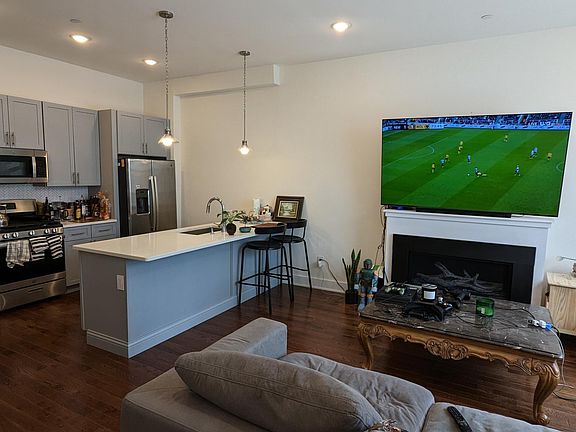 2nd image of 1115 Germantown Ave #5A