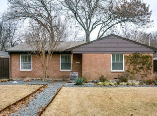 6733 Blessing Dr, Dallas, TX 75214