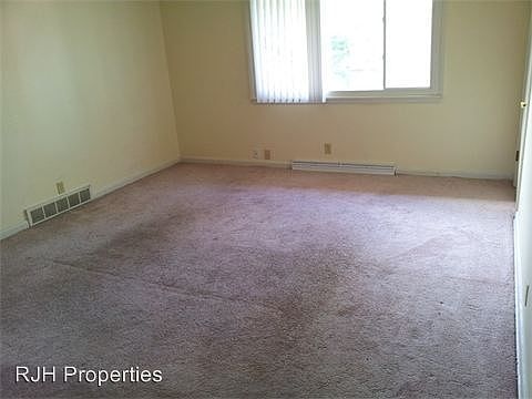 5th image of 6330 W Bobolink Ave APT 4
