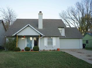 3844 SW Atwood Ave, Topeka, KS 66610