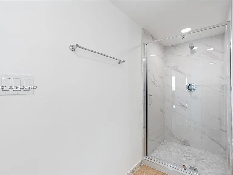 2100 S Ocean Ln #1002 — Photo 15