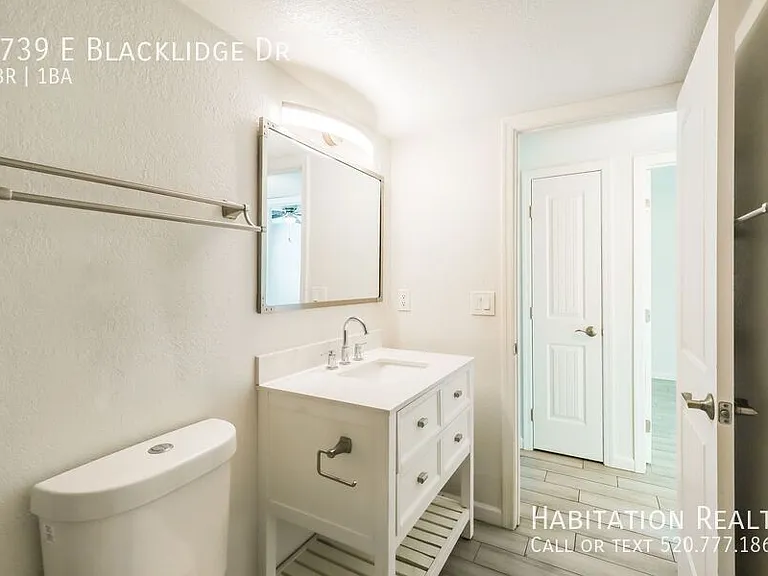 3739 E Blacklidge Dr — Photo 10