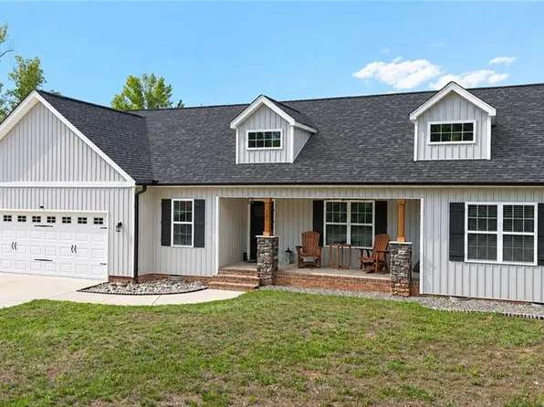 338 Price St, Stoneville, NC 27048