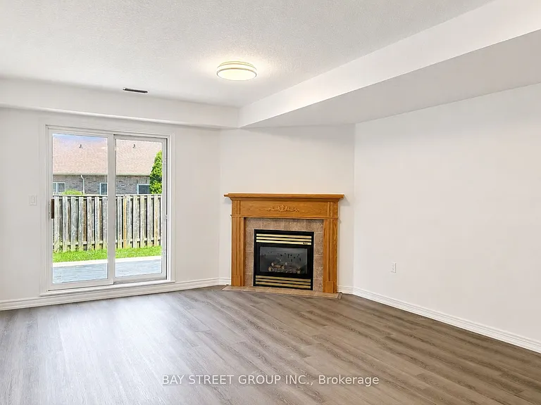 35 Diamond Ct — Photo 4