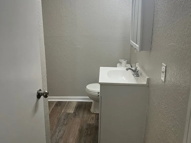 301 N Grant Ave — Photo 4