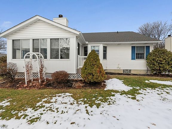 3rd image of 2714 19th St NW