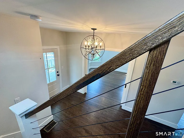 25 Quintard Ave — Photo 13