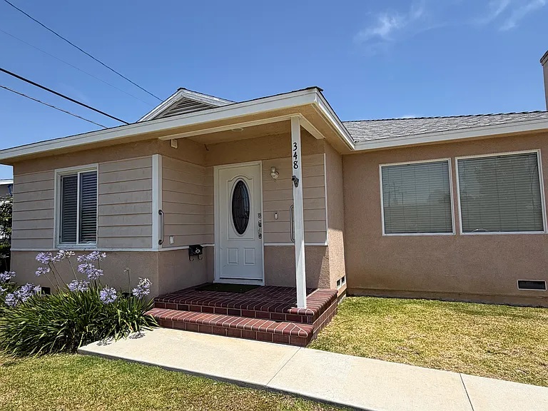 348 N Osborn Ave — Photo 2