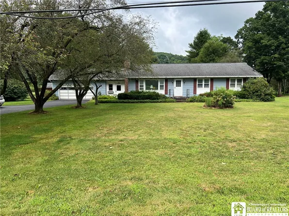 2877 Five Mile Rd, Allegany, NY 14706