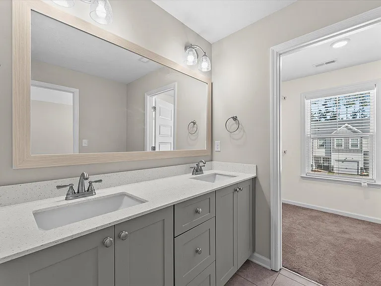1071 Linsmore Ave — Photo 19