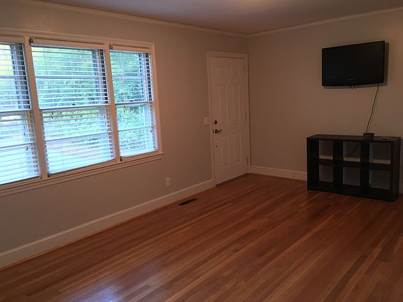 Formal living 