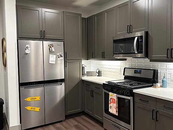 4th image of 5740 Richmond Ave #415