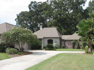 19031 Beaujolaes Ave, Baton Rouge, LA 70817