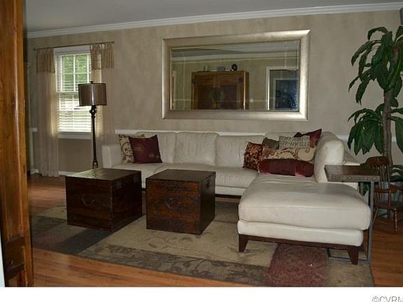 5th image of 10307 Pebblebrook Pl