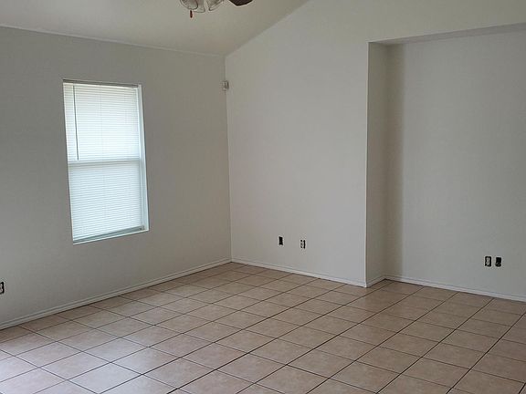 5th image of 1711 German St #2