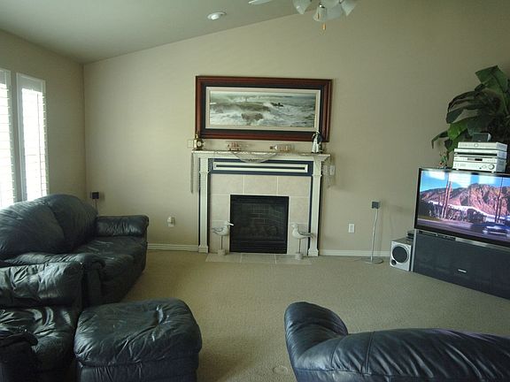 4th image of 1956 E Meadow Downs Way