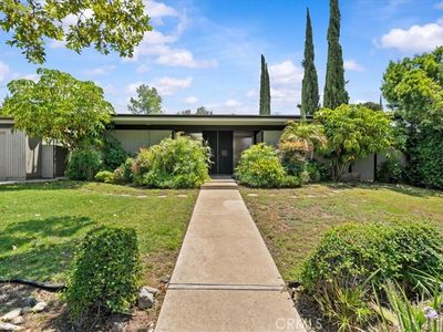 2216 N Indian Hill Blvd, Claremont, CA, 91711