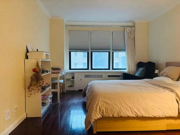 460 East 79th Street image 6 of 9