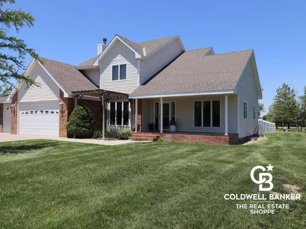 835 Smith Ln, Garden City, KS 67846