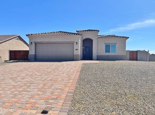 15211 S Amado Blvd, Arizona City, AZ 85123