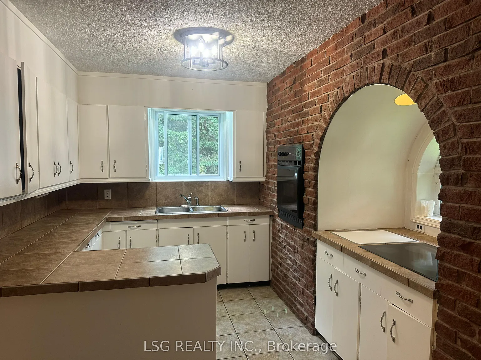 3 bed, $2,650 — Photo 3