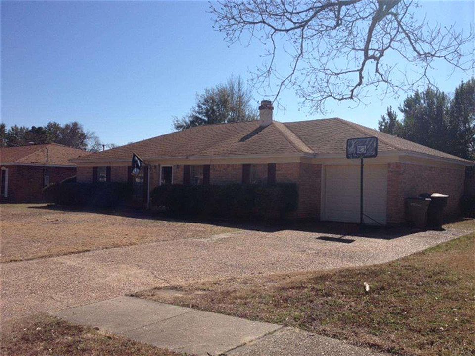 1st image of 4515 Treeline Dr