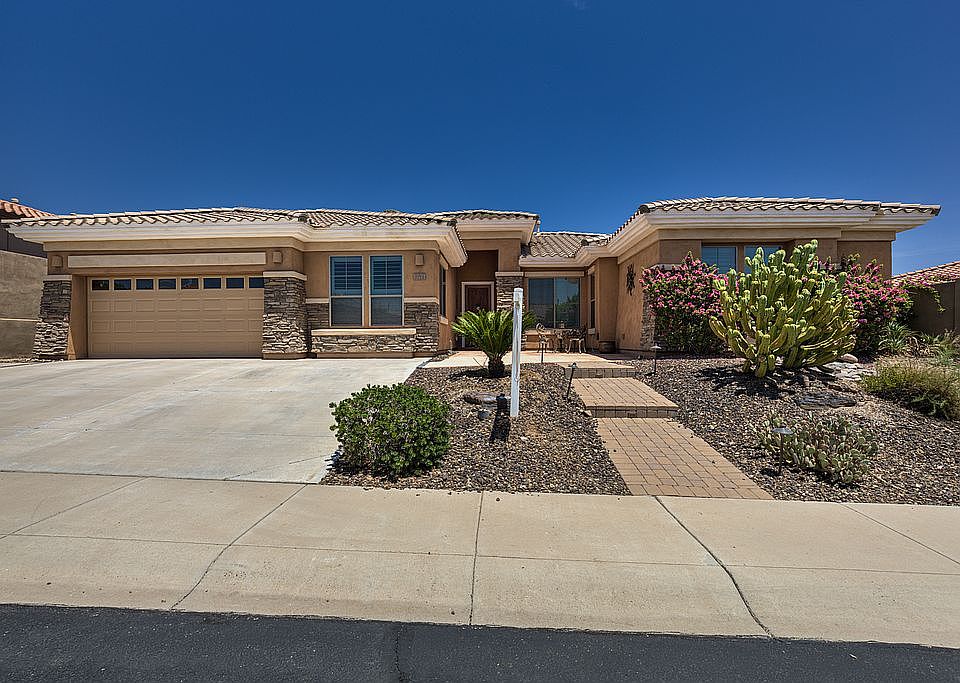 1st image of 2712 W Wildwood Dr