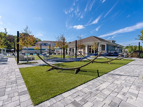 Outdoor Lounge with Hammock Park