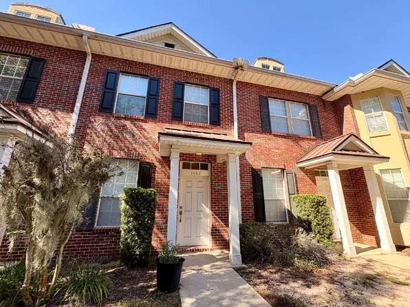 1488 Landau Rd, Jacksonville, FL 32225