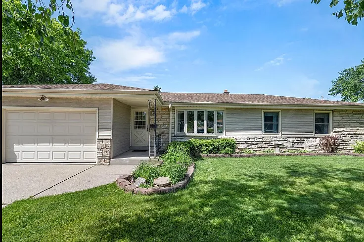 W184N8987 Maryhill Dr — Photo 1
