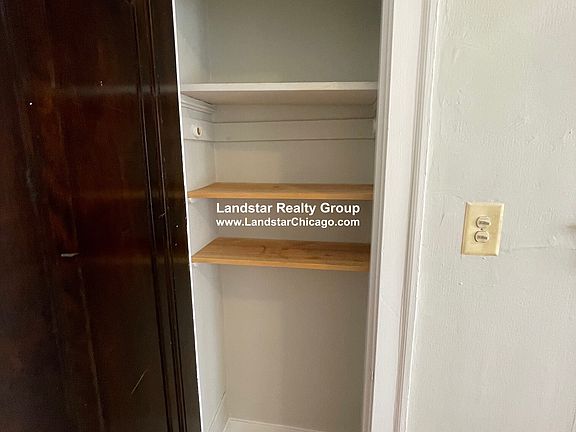 5th image of 5060 N Wolcott Ave #E2