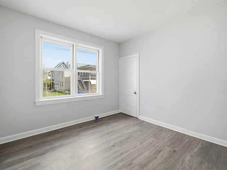 505 W Church St — Photo 26