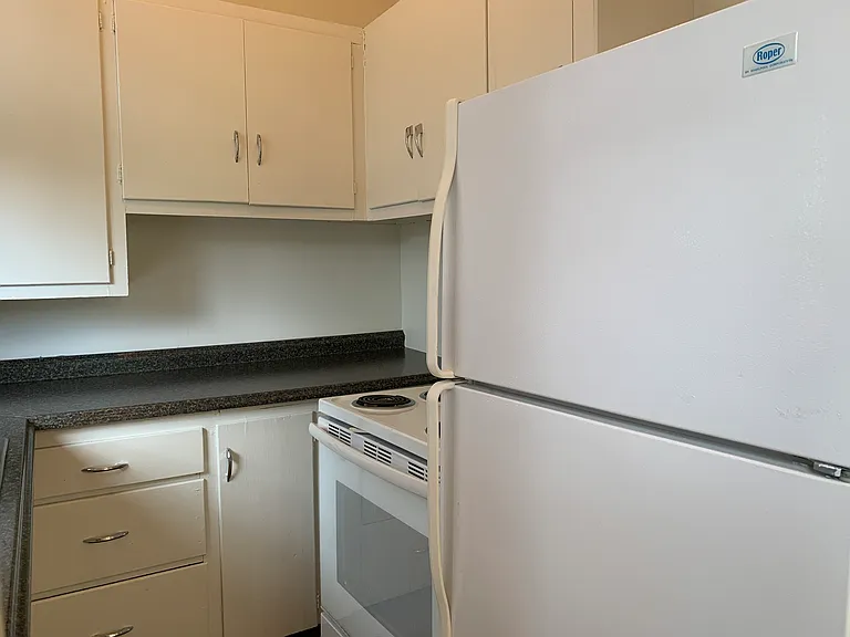 1225 Highland Ave #1 — Photo 8