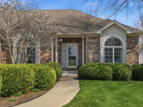 1007 Peregrine Way, Hampshire, IL 60140